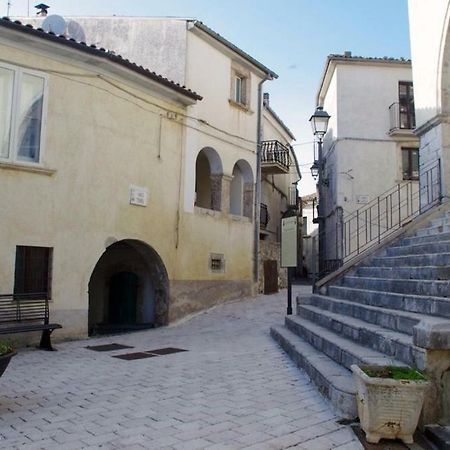 Casa Vacanza Centro Storico Fornelli Bagian luar foto